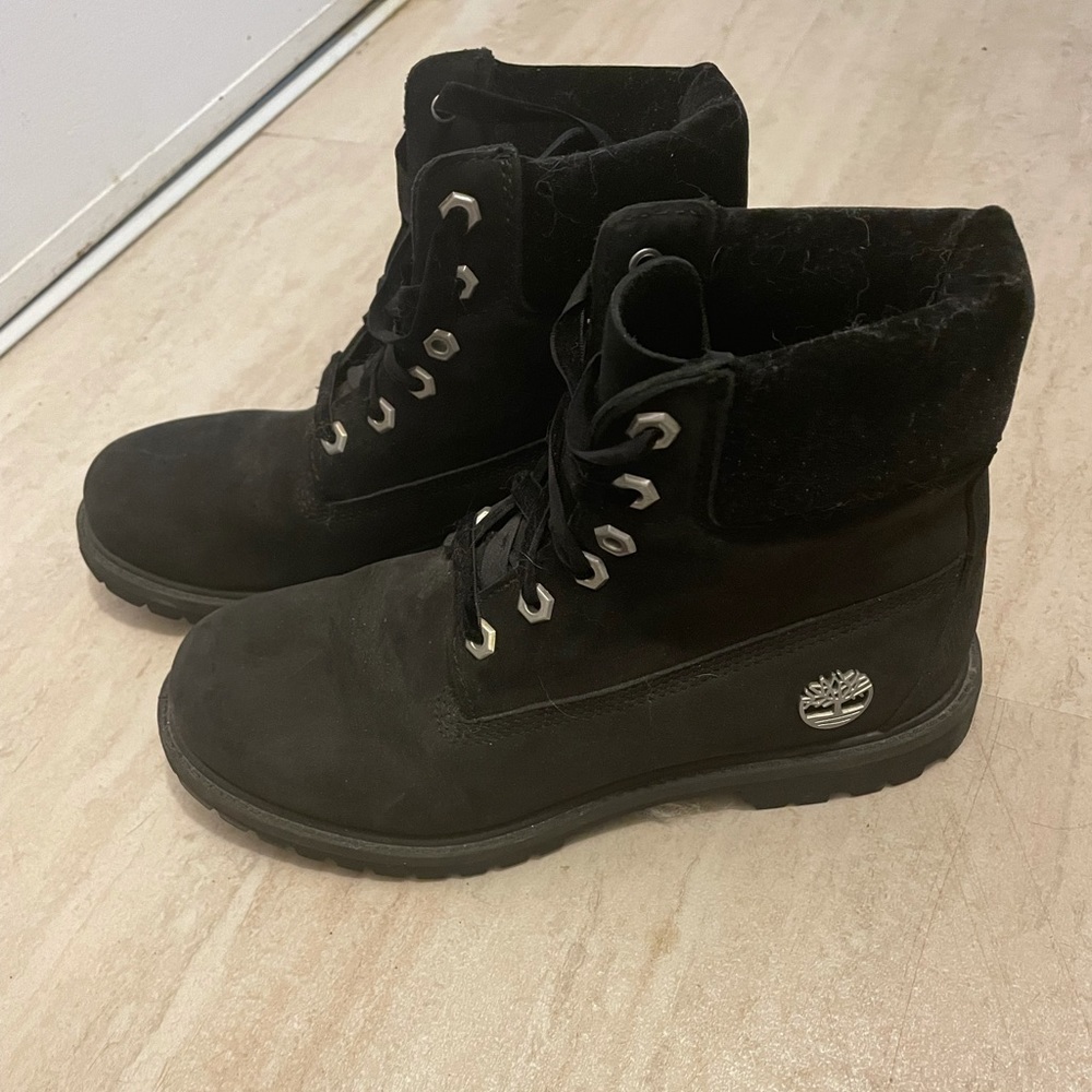 Black Timberlands